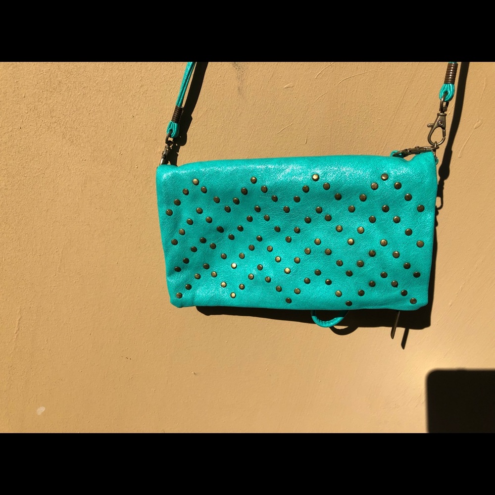 Crossbody purse